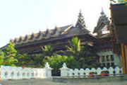 Kandawgyi Palace Hotel