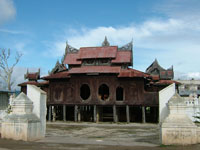 Myanmar : Old Temple